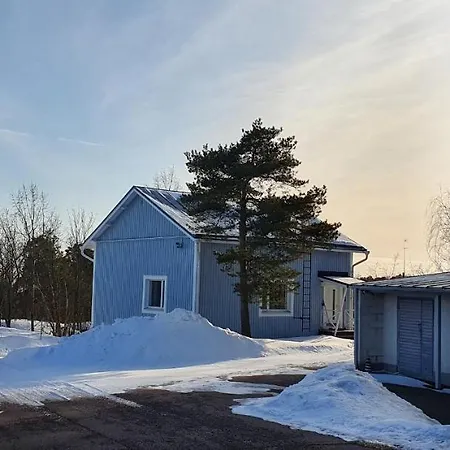 Гостевой дом Vanha-merivartioasema Pihatalo 4*