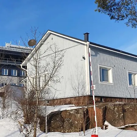 Vanha-merivartioasema Pihatalo 4*