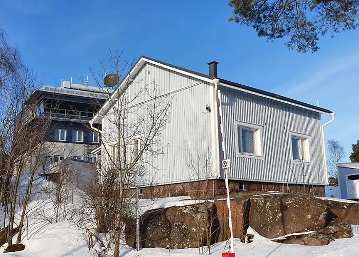 Vanha-merivartioasema Pihatalo 4*