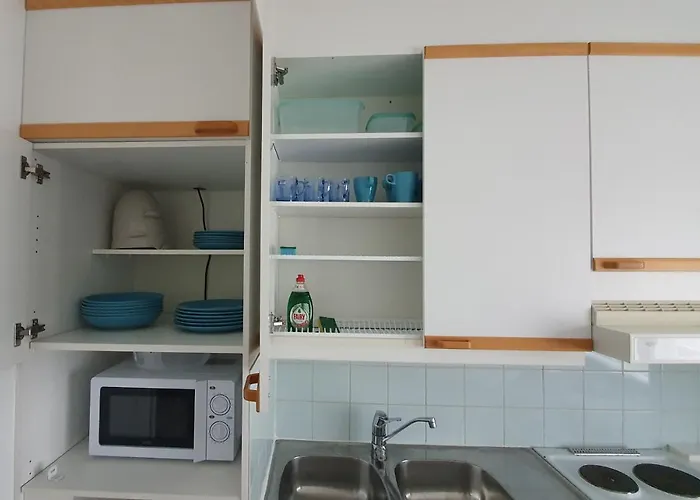 בית הארחה Vanha-merivartioasema Pihatalo קוטקה